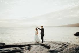 Kyle Betsy Wedding Pioneer Hawaiian Elopement Giveaway Destination Wedding Photographer Destination Wedding Photography Hawaii Wedding Photographer