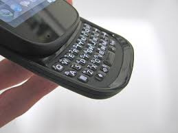 REVIEW: Palm Pre 2 - HP's First webOS Phone