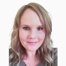 Helen Sager's Instagram, Twitter & Facebook