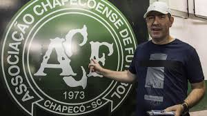 Bei dem unglück starben 71 menschen, darunter. Uberlebender Des Chapecoense Absturz Rafael Henzel Stirbt Eurosport