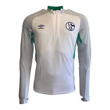 The schalke 04 2020/21 home jersey has a flattened collar 1990s look in line with the ongoing reinterpretation of shirts from over twenty years ago. 2019 2020 Schalke Umbro Half Zip Training Top White 90561u Hpe Uksoccershop