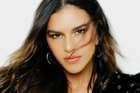 Мариана Риос