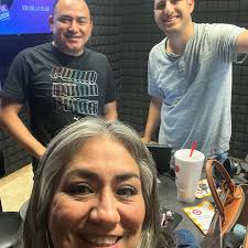 Denise Lamore's Instagram, Twitter & Facebook