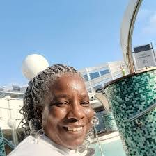 Sedra Taylor's Instagram, Twitter & Facebook