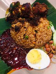 Mix up all the nasi lemak together and even out the sauce. Nasi Lemak Goreng The Best Nasi Lemak Pj At Section 8 Facebook