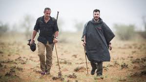Aux côtés de mike horn, à 4 200 mètres face au déchaînement des conditions climatiques, mike horn et adriana karembeu vont se livrer à une véritable expérience de survie. Replay A L Etat Sauvage Michael Youn Dans Les Pas De Mike Horn Du M6