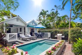 Super single bed (2ppl ok), air con, table, closet, washing machine, electric range, fridge location Chavez House Nightly Rental Historic Key West Vacation Rentals