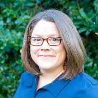 Lisa Stach's Instagram, Twitter & Facebook