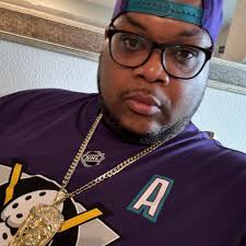 Tommy everywhere.. Tommy hat tommy Tee and I bought some tommy socks just  to match my tommy briefs.. 😈