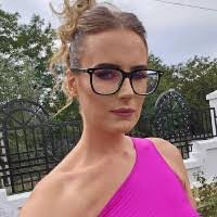 Daisy Stevens's Instagram, Twitter & Facebook