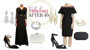 To an event with this dress code, such as a wedding, men typically wear a suit and tie while women wear a. What To Wear To An Evening Wedding Reception As Female Guest