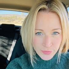 Fern Jeffries (@fernatme)