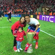 Carlos back of the net. Carlos Bacca Beziehung Vermogen Grosse Tattoo Herkunft 2021 Taddlr