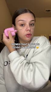 TRENDS THAT ARE GOING OUT IN 2025!! 🫣🌼✨ BYE!! i got this idea from @bella  b.