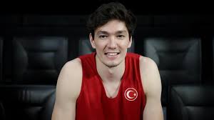 Cedi osman, (d.8 nisan 1995, ohrid, makedonya), anadolu efes sk forması. Cedi Osman Kimdir