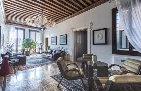 Möchte der interessent eine wohnung in venedig kaufen, die mehr als ein einzelnes zimmer hat, steigen die kosten entsprechend stark an. Wohnung Kaufen In Venedig