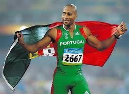 Yulimar rojas celebra recorde no salto triplo conquistado neste domingo. Ai4h2n8cs4pnm