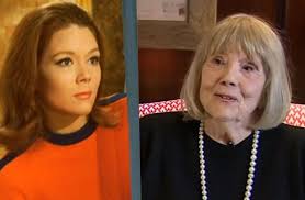 Diana rigg started her career as a teacher in 1992. Diana Rigg In Den Menschen Des Tages 20 07 2020 Schmusa De