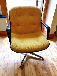 Vintage Funky Yellow Steelcase Mid Century Modern Office Swivel Chair Steelcase Midcenturymodern Steelca Mid Century Modern Office Swivel Office Chair Chair