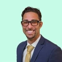 Sean Bray's Instagram, Twitter & Facebook