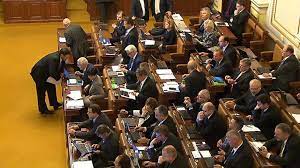 Abychom vám usnadnili vyhledávání zajímavého obsahu, připravili jsme seznam článků souvisejících s tématem poslanecká sněmovna, které hledáte. Zive Jednani Poslanecke Snemovny Ct24 Ceska Televize