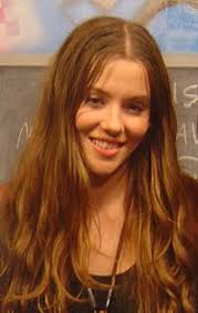 Marion elise ravn (born 25 may 1984), better known abroad as marion raven, is a norwegian singer and songwriter.raven formed the pop duo m2m with marit larsen, though they ceased performing together in 2002.raven was later signed as a solo artist by atlantic records with the release of her solo debut album, here i am in 2005. Marion Raven Wikipedia