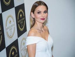 Sprawdzamy czy politycy mówią prawdę. Nowa Fryzura Pauliny Sykut Jezyny Prezenterka Obciela I Rozjasnila Wlosy Zdjecia 15 01 21 Express Ilustrowany