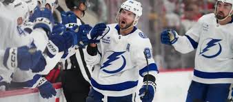 NHL Odds, Picks & Predictions: Tuesday (2/3)
