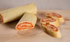 Scopri gli ingredienti e i consigli utili per cucinare con la pasta sfoglia stuffer. Girelle Di Pasta Sfoglia Alla Pizza E Siamo Tutti Felici