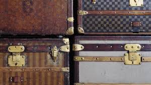 Louis vuitton malletier, commonly known as louis vuitton or by its initials lv, is a french fashion house and luxury goods company founded i. Pqarvug7lwrawm