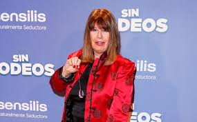Esperanza aguirre y gil de biedma (madrid, 3 de enero de 1952) es una política española, ministra de educación y cultura entre 1996 y 1999, presidenta del senado entre 1999 y 2002 y de la comunidad de madrid entre 2003 y 2012. Esperanza Gracia Tras Mas De Una Semana Hospitalizada Me Estan Haciendo Un Estudio Exhaustivo Famosos