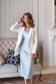 Birthday Dinner Outfit Ideas Fall 56 Simple Outfit Ideas For Fall And Winter That Looks Cool Silk Slip Dress Dinner Outfits Dinner Outfit Spring