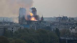 Композитор мюзикла — риккардо коччанте; Les Travaux De Renovation De La Cathedrale A L Origine Du Feu