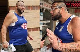 Mahmut'un kuzeni muhammed hamzy da mevcut ama arka kapıdan kaçtı. Man Arrested After Confronting John Ibrahim Complains He Is Only Fed Mcdonald S