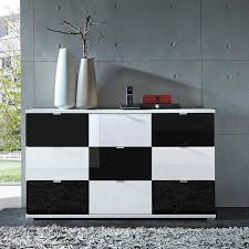 Tolle Kommode Im Schwarz Weissen Schachbrett Look Mit Gleich Neun Schubladen Viel Stauraum Fur Allerlei Kra Sideboard Weiss Hochglanz Hochglanz Kommode Modern