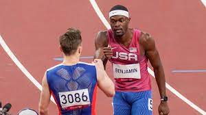 Karsten warholm (born 28 february 1996) is a norwegian athlete who competes in the sprints and hurdles.he is the world record holder in the 400 m hurdles, and has won gold in the event at the world championships in 2017 and 2019, as well as the 2018 european championships. Hnhovdi4730g4m