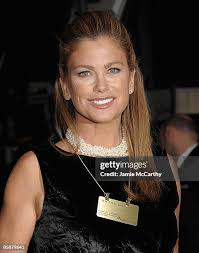 75 Kathy Ireland Rings The New York Stock Exchange Closing Bell Photos &  High Res Pictures