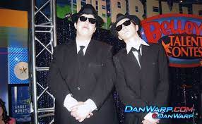 Drake And Josh Family Photo Drake And Josh Drake Bell Drake Josh