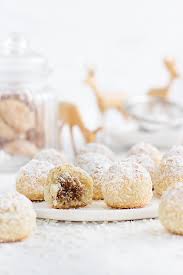 Mit Feige Gefullte Kokos Schneeballe Maras Wunderland Zimt Desserts Weihnachtsrezepte Platzchen Backen Weihnachten