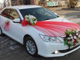 Bangunan dengan pintu menghadap ke depan dan berada di tengah kompleks dianggap paling penting, dibanding dengan bangunan yang berada di sisi kiri dan kanan. Hiasan Perkahwinan Untuk Kereta 91 Gambar Bagaimana Untuk Menghias Kereta Untuk Perkahwinan Dengan Reben Dan Belon Dengan Tangan Anda Sendiri Contoh Reka Bentuk