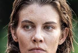 Lizzie Doss's Instagram, Twitter & Facebook