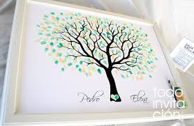 Se personaliza los dibujos así como el nombre o los nombres y la fecha. Libros De Firmas Originales