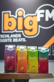 Since this week you can get the bratee all over germany at all supermarket chains, gas stations and everywhere there are 🅱🅰. Capital Bra Kauft Eigenen Bratee Im Supermarkt Bigfm