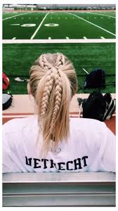 Pinterest Jxstrachel Softball Hairstyles For Short Hair In 2020 Volleyball Hairstyles Athletic Hairstyles Hair Styles