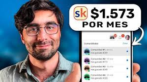 Felipe Medina's Instagram, Twitter & Facebook