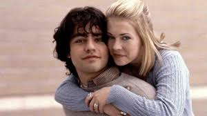 This week we're celebrating the fact that paul rudd, one of the main stars of the iconic 90s flick, is still very, very hot. Where Are They Now Clueless She S All That 10 Things I Hate About You More Glamour