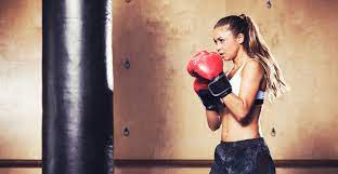 Você encontra tênis, chuteiras, botas, acessórios e roupas com preços imbatíveis. Saiba Tudo Sobre A Modalidade Que Decolou Nas Academias O Boxe Feminino