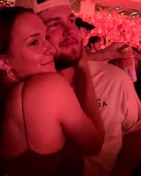 Cait (@caitieweinrich) • Instagram photos and videos