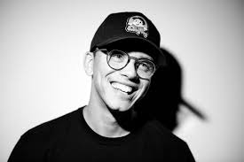 Da kommt es nicht überraschend, dass der titel des schnellsten rappers der welt hart umkämpft ist. Rapper Logic Feels No Pressure On His Last Album The Daily Fandom