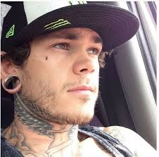 Some people do have the tattoo and has never committed murder. Teardrop Tattoos And The Meaning Behind Them Authoritytattoo